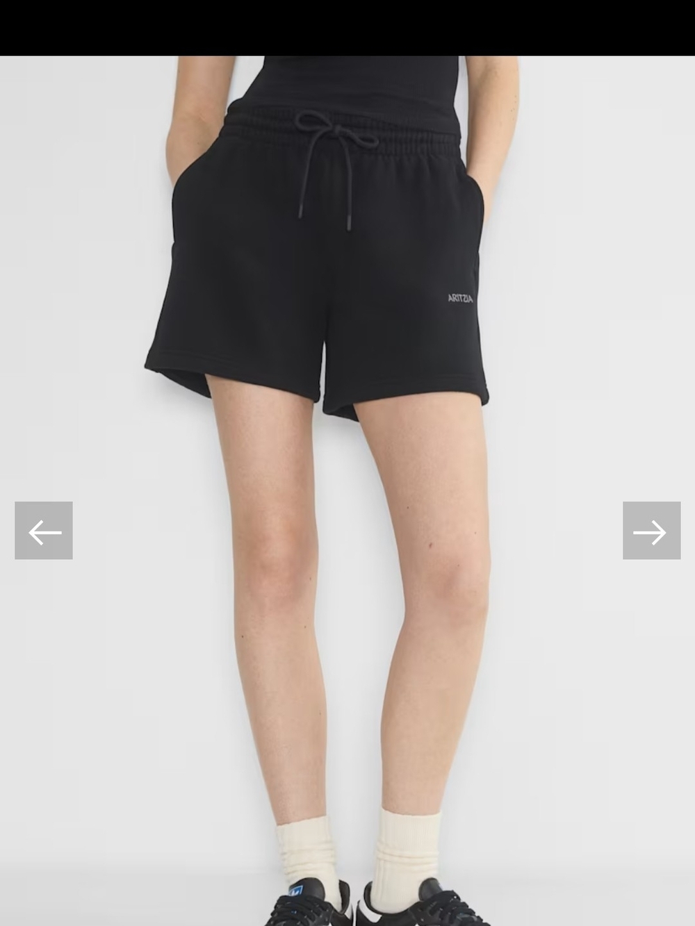 ARITZIA Black Elastic-Waist Women’s Shorts